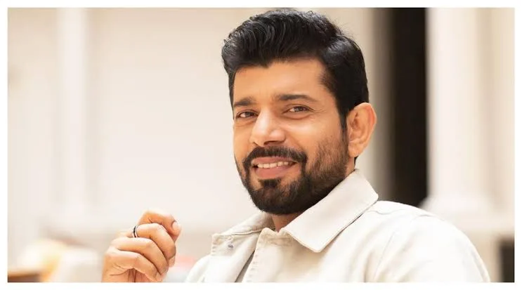 Vineet Kumar Singh Biography: Awards, Height, Net Worth, Age, Wife, Parents