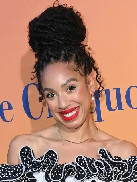 Pearl Mackie Biography: Net Worth, Height, Age, Husband, Awards, Husband, Movies
