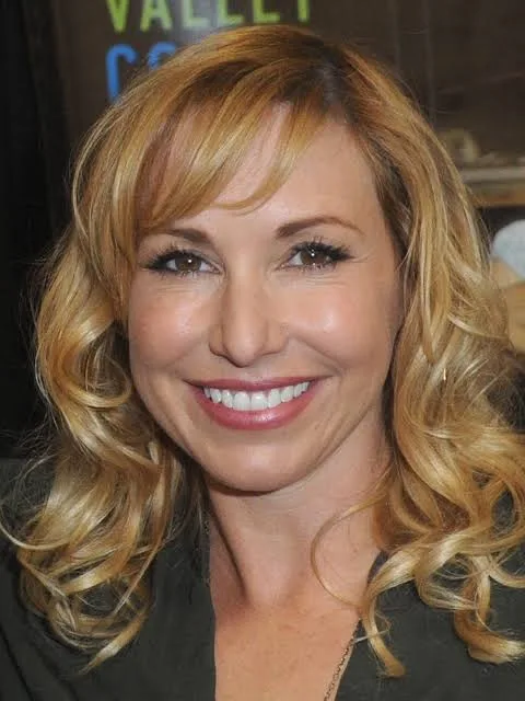 Kari Byron Biography: Net Worth, Ex-Husband, Age, Awards, Children, Height, Parents, Movies