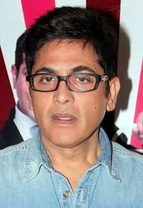 Aashif Sheikh - Biography