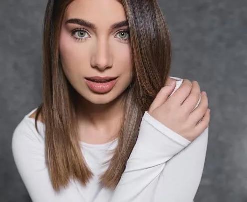 Ilenia Antonini Biography: Age, Net Worth, Parents, Fiancé, Movies & TV Shows, Instagram
