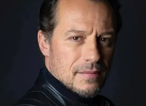 Stefano Accorsi Biography: Wife, Ethnicity, Height, Age, Children, Movies, Awards, Parents, Instagram