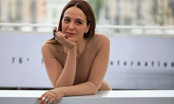 Monia Chokri Biography: Height, Net Worth, Parents, Movies, Awards, Age, Boyfriend, Instagram