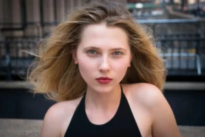 Gabrielle Hersh - Biography