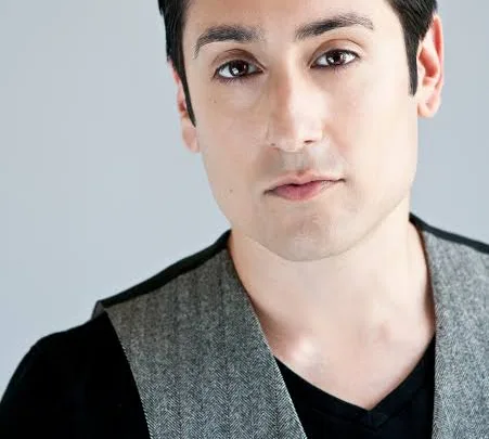 Omar Doom Biography: Divorced, Age, Net Worth, Parents, Songs, Movies