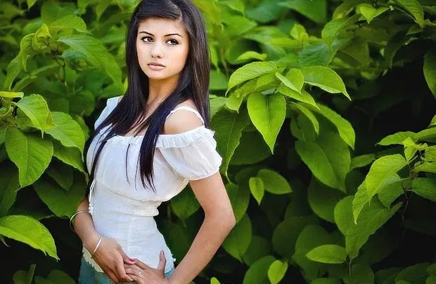 Maple Batalia Biography: Age, Parents, Siblings, Net Worth, Movies & TV Shows, Partner