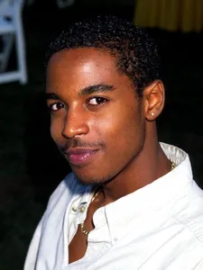 Merlin Santana - Biography