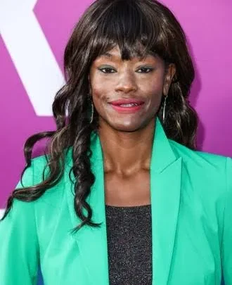 Sufe Bradshaw Biography: Awards, Age, Net Worth, Parents, Ethnicity, Movies, Height, Husband