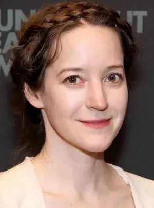 Brooke Bloom Biography: Net Worth, Height, Siblings, Husband, Age, Parents, Movies, TV Shows, Awards, Wikipedia