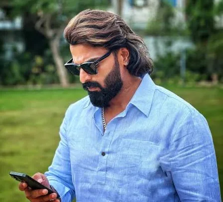 Vinay Gowda Biography: Age, Net Worth, Instagram, Spouse, Height, Wiki, Parents, Siblings, Children, Movies