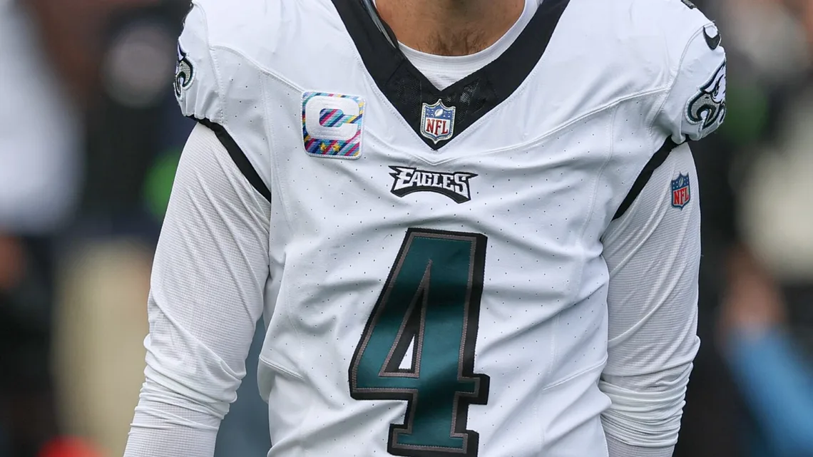Jake Elliott Biography: Age, Wife, Kids, Height, Net Worth, Parents, Stats, Super Bowl, Salary