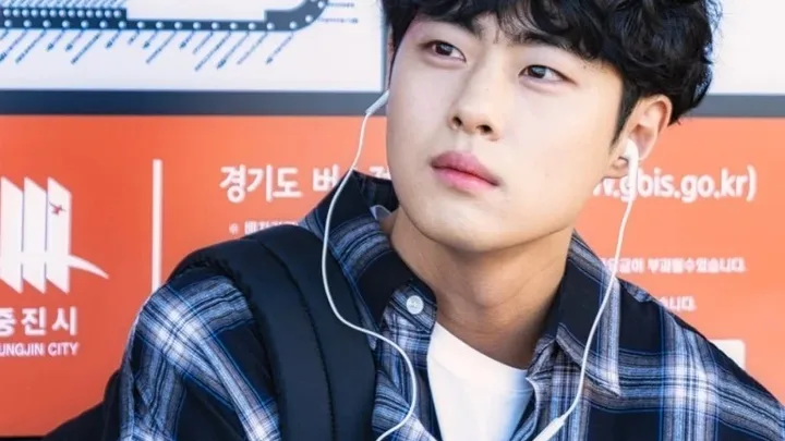 Jo Byeong-kyu Biography: Height, Age, Net Worth, Parents, Siblings, Awards, Filmography, Wiki