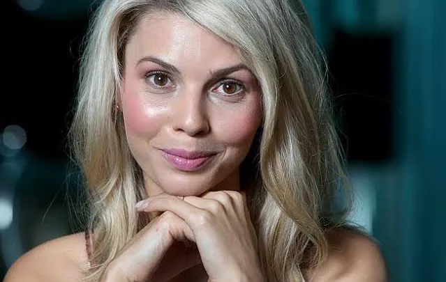 Abby Earl Biography: Height, Net Worth, Parents, Movies & TV Shows, Partner, Kids, Age, Facebook, Ethnicity