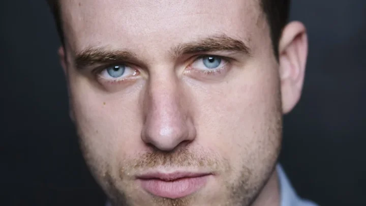 Sean Fox Biography: Net Worth, Age, Parents, Ethnicity, Height, Awards, Girlfriend, Movies