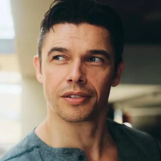 Paul Telfer - Biography