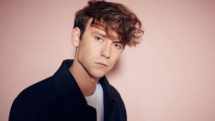 Emil Belton Biography: Age, Height, Net Worth, Parents, Twin Brother, Movies & TV Shows, Girlfriend, Siblings