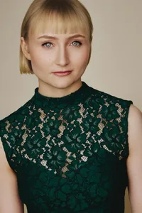 Rae Gray - Biography