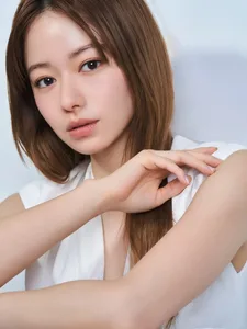 Maika Yamamoto - Biography