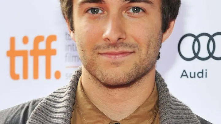 Reece Thompson Biography: Age, Height, Net Worth, Parents, Ethnicity, Movies & TV Shows, Awards