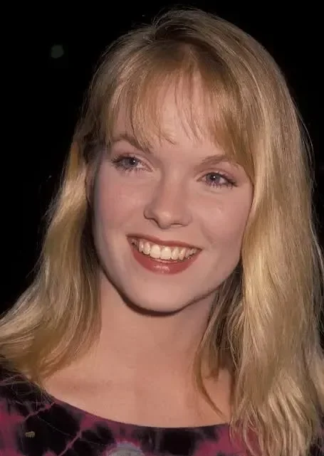 Lara Piper Biography: Ethnicity, Height, Net Worth, Age, Movies, Parents, Husband, Awards