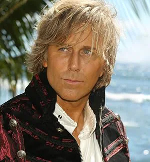 Glenn Walker Harris Jr. Biography: TV Shows, Ethnicity, Age, Net Worth, Parents, Height, Movies, Pictures, Fiancèe, Facebook