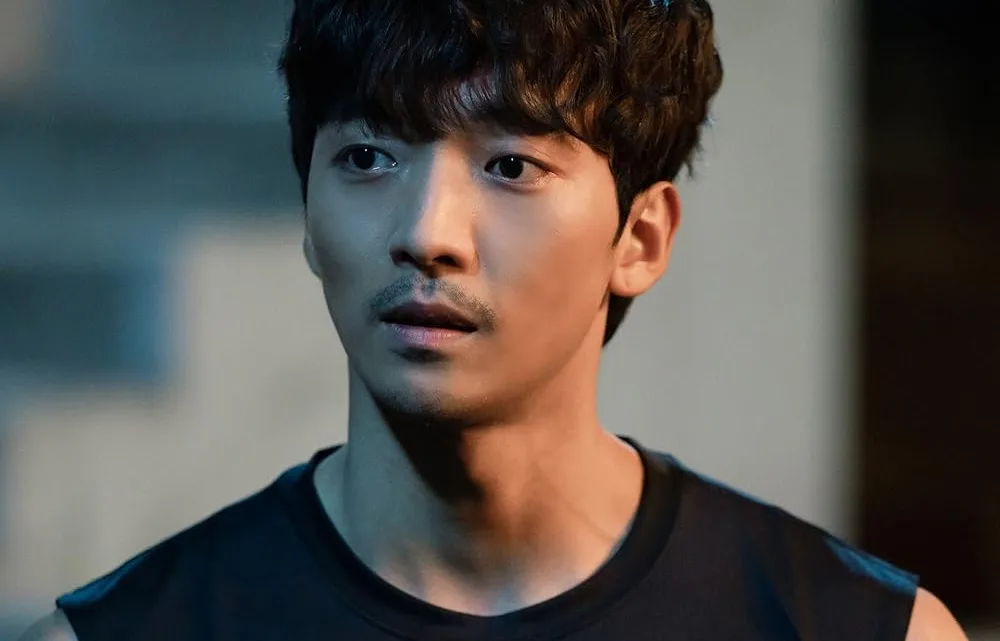 Hwang Hee Biography: Age, Height, Net Worth, Movies & TV Shows, Awards, Girlfriend, Instagram
