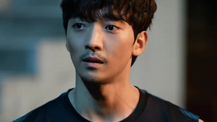 Hwang Hee Biography: Age, Height, Net Worth, Movies & TV Shows, Awards, Girlfriend, Instagram