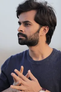 Yash Soni - Biography