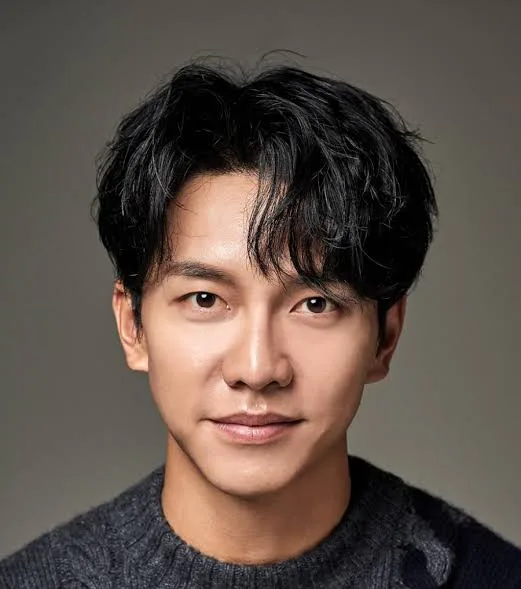 Lee Seung-gi Biography: Height, Net Worth, Movies, Age, Wife, Songs, Instagram