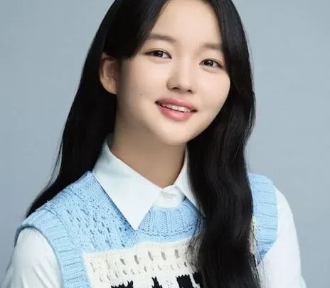 Choi Yoo-ri Biography: Parents, Age, Movies, Height, Net Worth, Ethnicity, Boyfriend, Awards