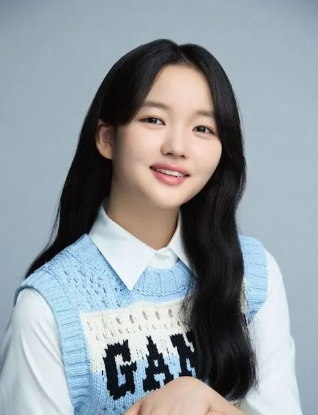 Choi Yoo-ri Biography: Parents, Age, Movies, Height, Net Worth, Ethnicity, Boyfriend, Awards