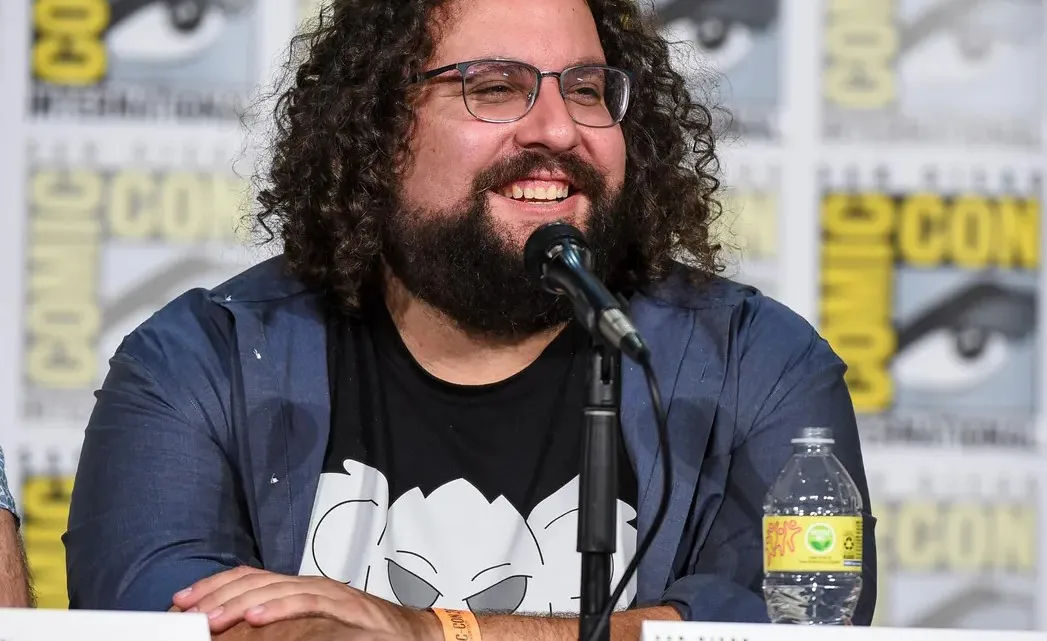 Dan Hernandez Biography: Age, Net Worth, Parents, Wife, Height, Movies, TV Shows, Books, Nationality