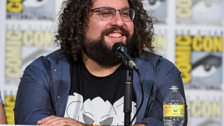 Dan Hernandez Biography: Age, Net Worth, Parents, Wife, Height, Movies, TV Shows, Books, Nationality