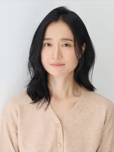 Choi Hee-jin - Biography