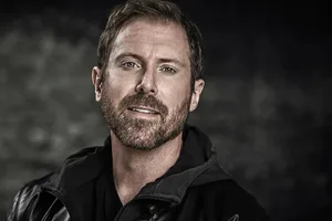 David MacInnis - Biography
