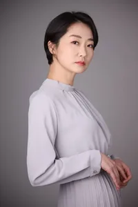 Woo Jung-won - Biography