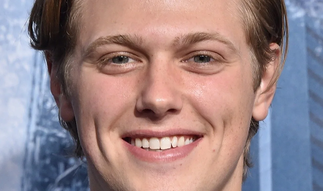Blake Burt Biography: Age, Net Worth, Height, Movies & TV Shows, Career, Girlfriend, Instagram