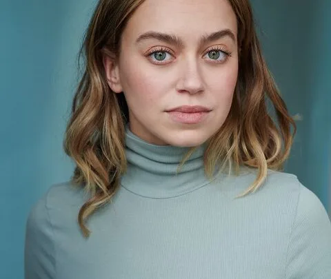 Alexandra Pfeifer Biography: Age, Height, Net Worth, Boyfriend, Parents, Brother, Movies & TV Shows, Education