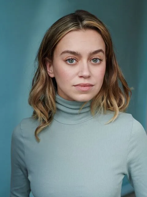 Alexandra Pfeifer Biography: Age, Height, Net Worth, Boyfriend, Parents, Brother, Movies & TV Shows, Education