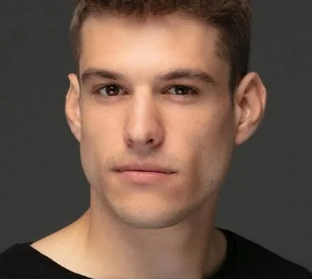 Özgür Daniel Foster Biography: Age, Height, Net Worth, Parents, Movies & TV Shows, Career