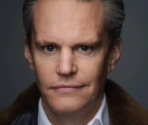 Ulric von der Esch Biography: Age, Height, Net Worth, Parents, Siblings, TV Shows