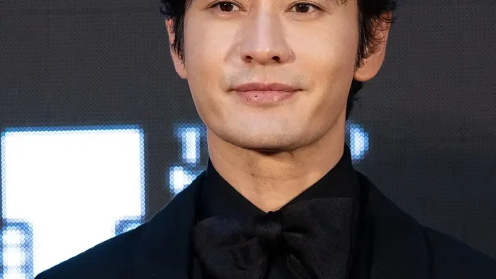 Huang Xiaoming Biography: Ethnicity, Net Worth, Height, Girlfriend, Movies, Age, Instagram, Awards