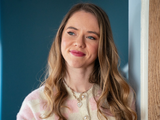 Katie Griffiths Biography: Movies, Age, Height, TV Shows, Husband, Kid,  Net Worth, Parents, Instagram, Books