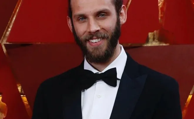 Chris Overton Biography: Awards, Movies, Wife, Kid, Age, Height, Net Worth, Parents, TV Shows, Instagram, Nationality