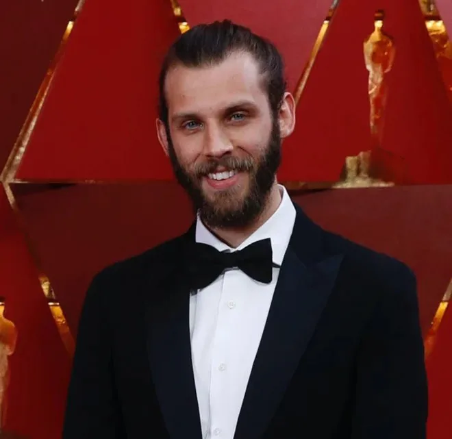 Chris Overton Biography: Awards, Movies, Wife, Kid, Age, Height, Net Worth, Parents, TV Shows, Instagram, Nationality