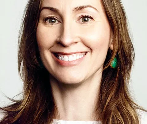 Liz Cackowski Biography: Husband, Age, Kids, Height, Net Worth, Parents, Movies & TV Shows, Siblings