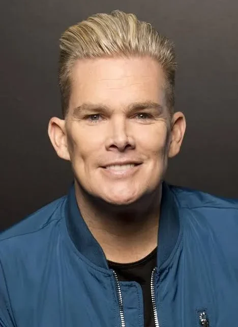Mark McGrath Biography: Height, Ethnicity, Age, Net Worth, Songs, Wife, Movies
