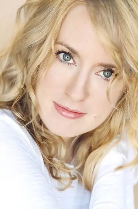 Kim Yates - Biography