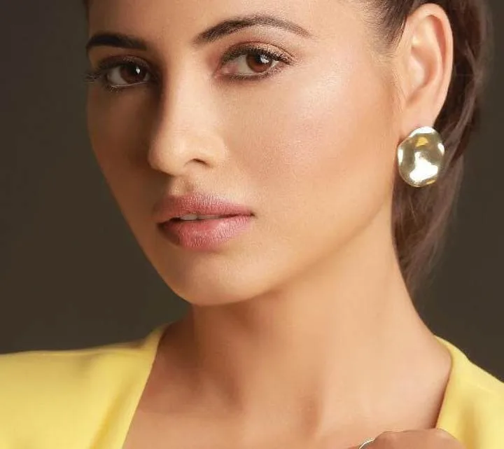 Poonam Rajput Biography: Age, Height, Net Worth, Parents, Movies & TV Shows, Spouse