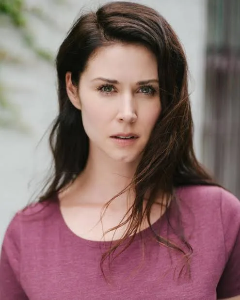 Kestie Morassi Biography: Age, Height, Net Worth, Parents, Movies & TV Shows